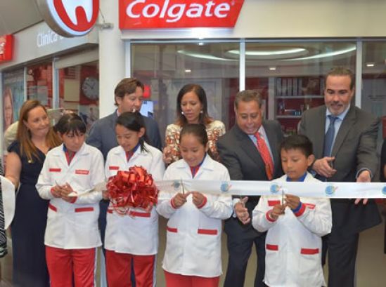Colgate abre en KidZania clínica dental para enseñar a los infantes sobre salud bucal
