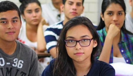 La adolescencia es una etapa vulnerable; requiere atención médica especializada