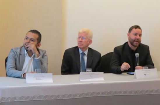 Industria tabacalera promueve nuevos productos para inducir a fumar a niños y jóvenes