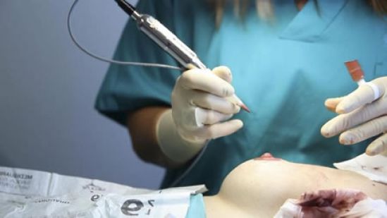 Comparten proyectos científicos para mejorar el diagnóstico de cáncer de mama en el Cinvestav Unidad Tamaulipas 