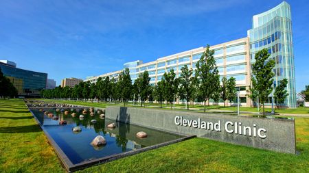 Cleveland Clinic desarrolla tecnología mínimamente invasiva para extirpar tumores cerebrales