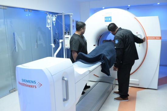 Cuenta la Facultad de Medicina con el equipo más moderno de América Latina de imágenes moleculares