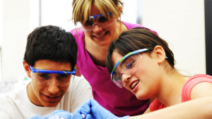Fundación AMGEN reafirma su compromiso con estudiantes universitarios a través de su programa Amgen Scholars Asía 2020, México participa