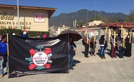 Chiapanecos se oponen a la explotación de los recursos hídricos en San Cristóbal de las Casas por empresa refresquera