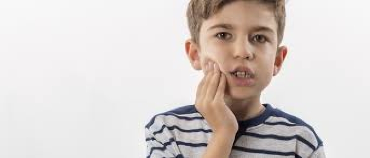 Dolor Dental: Causas y estrategias de alivio en el mes de la concientización