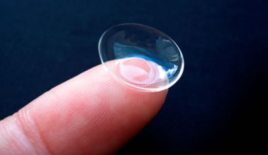¿Lentes de contacto para tu disfraz?, utiliza los que no ponen en riesgo tu salud