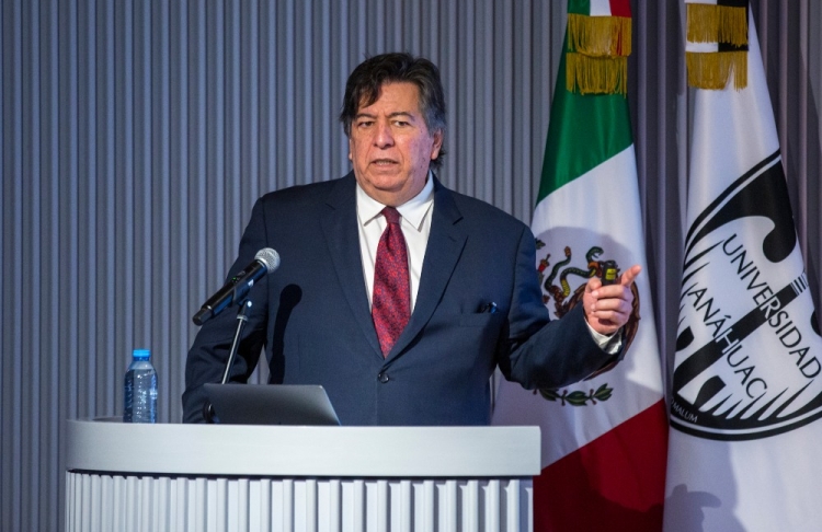 Facultad de Bioética de la Universidad Anáhuac México, presentó la conferencia “La integridad en el modelo científico de la medicina”