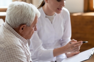 Aon prevé aumento de 14.8% en costos médicos para México en 2026