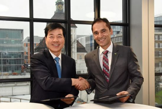 Merck y Samsung BioLogics amplían alianza estratégica para fabricación de biofármacos