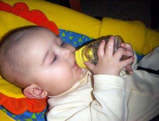 Una adecuada alimentación complementaria beneficia el crecimiento de los menores