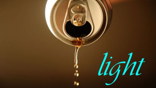 ¿Bebidas light ayudan al sobrepeso?
