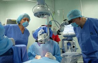 IMSS opera en Jornada Médica a 275 habitantes de comunidades rurales e indígenas de Michoacán