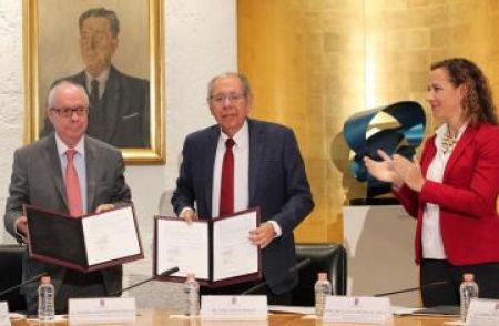 El IPN y AMIIF firman convenio para desarrollo de Investigadores y proyectos de salud