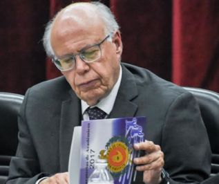 Academia Mexicana de Cirugía, pilar de la educación médica: Narro Robles