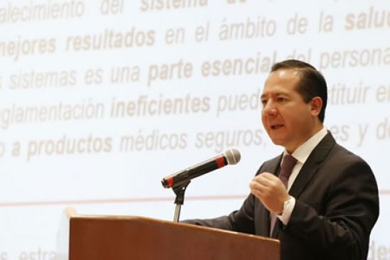 Sánchez y Tépoz inauguró el Foro de Regulación para Dispositivos Médicos