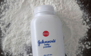 ONGs urgen al gobierno de México a retirar la venta del talco para bebés de J&amp;J, así otros productos que contengan talco mineral