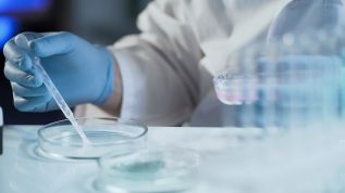 Criopreservación de óvulos permite a las mujeres convertirse en madres después de vencer la lucha contra el cáncer de mamá