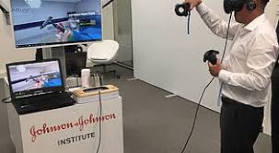 Revoluciona Johnson &amp; Johnson Institute la capacitación a cirujanos con realidad virtual